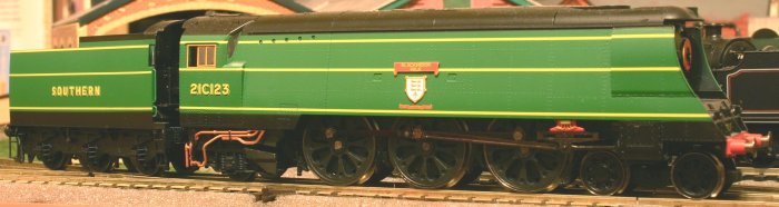 Hornby Westcountry 21C123 Blackmore Vale (1)