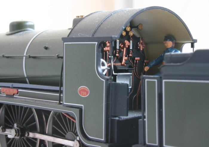 Hornby King Arthur N15 class 736 Excalibur (cab details)