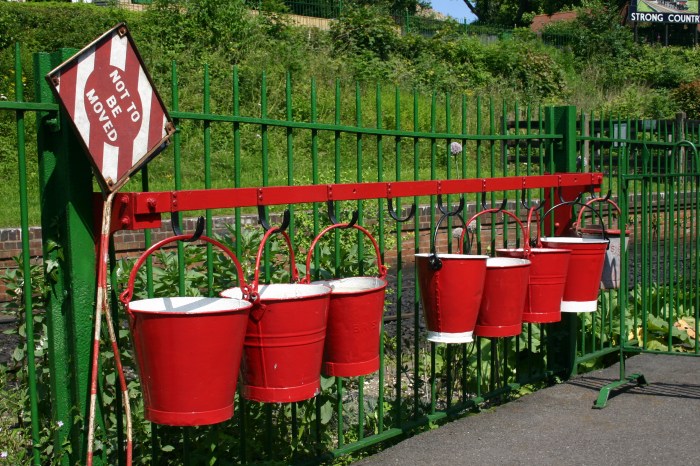 Alresford Station (Fire Buckets)