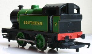 Hornby class D 0-4-0 side tank - 7 Southern Malachite Green (1)