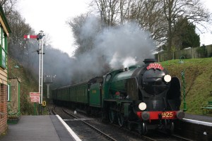 2012 - Watercress Line - Medstead and Four Marks - Schools class V - 925 Cheltenham - Santa Specials