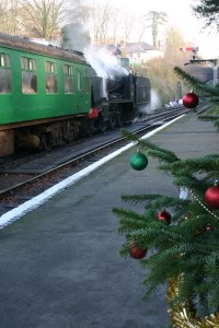 2012 - Watercress Line - Alresford - Christmas tree and U class 31806