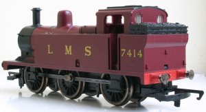 Hornby Railroad LMS 3F Jinty 7414