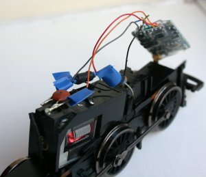 Hornby - standard 0-6-0 chassis type 7 motor - DCC fitting guide - class 08, J13, J52, J83, Jinty, GWR 2721, 57xx, Duck, Diesel, LBSCR E2, Thomas the Tank Engine - Step 7