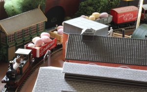 Locoyard Easter 2013 - A1X Terrier 55 Stepney - Chocolate Egg Freight Special