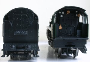 Bachmann - BR Standard 4MT 4-6-0 class - 75069 Locoyard Review (cab)