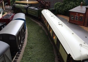 Locoyard - The Romance of Steam - Bachmann - A1 class - 60163 Tornado (view from bridge)