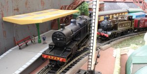 Locoyard - Bachmann - SDJR 7F 88 (passenger arrival)