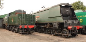 032 - 2013 Watercress Line - Ropley - Battle of Britain class 34051 Sir Winston Churchill & West Country 34007 Wadebridge