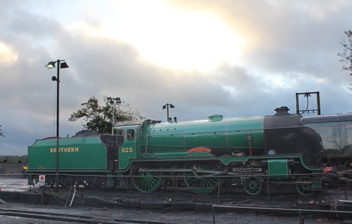 2013 Watercress Line Autumn Steam Spectacular - Ropley - Southern Schools class V - 925 Cheltenham