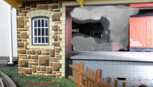 Locoyard - Hornby Hunslet Austerity J94 BR 68062 (in goods shed)