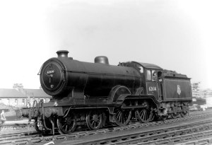R3233-R3235-LNER-4-4-0-D16-3-Class-V1