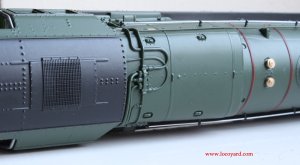 Locoyard Review - Hornby BR Standard 8P class - 71000 Duke of Gloucester (cab roof)