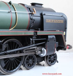 Locoyard Review - Hornby BR Standard 8P class - 71000 Duke of Gloucester (whistle, cylinder & smoke deflector)