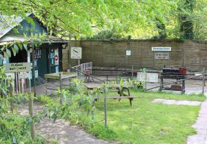Bankside Miniature Railway - Brambridge Garden Centre 2014 - station