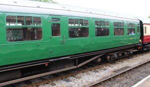 2014 Bluebell Railway - Horsted Keynes - Bulleid carriage coach 1464 TO Open Third