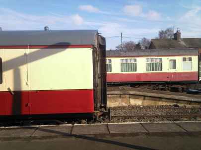 Mk1_coaches_on_the_MNR