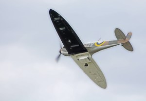 Shoreham Airshow 2014 (6) Spitfire N3200