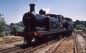 ORIGINAL 35mm RAILWAY SLIDE OF 32503 & 32417 @ HAVANT 1962 + COPYRIGHT