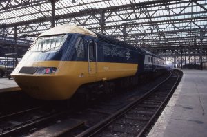 br-hst-class-43-no-254001-edinburgh-waverley-sold-by-twentyzerofour